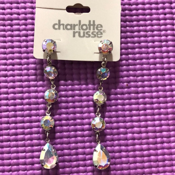 Let’s Christmas Shop on Poshmark!!!🎄🎁 🎅 - Picture 11 of 12